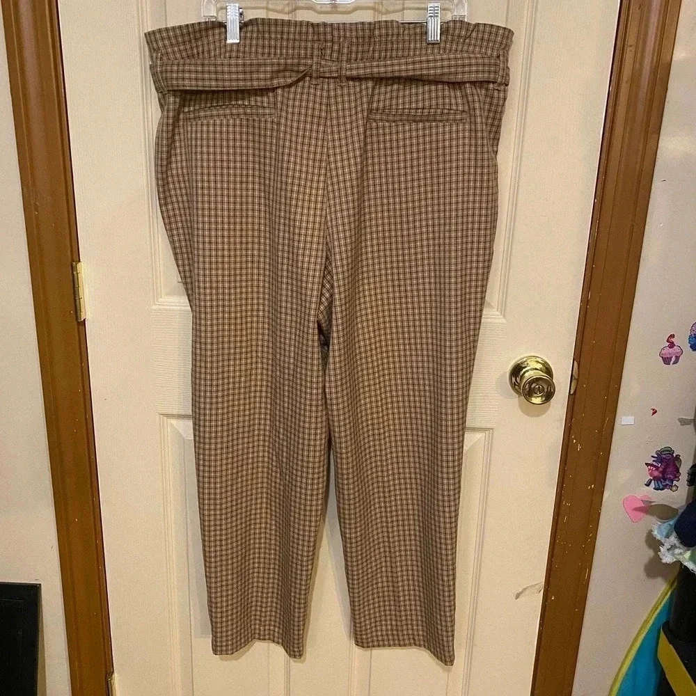 Liz Claiborne Comfortable pants Women Size 16